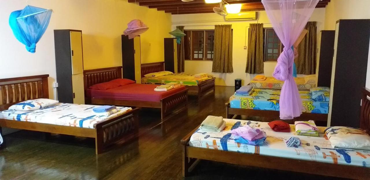 1981 Guest House Ipoh Dış mekan fotoğraf