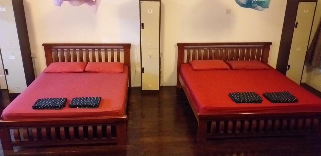 1981 Guest House Ipoh Dış mekan fotoğraf
