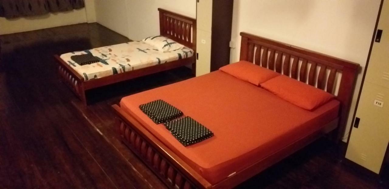 1981 Guest House Ipoh Dış mekan fotoğraf